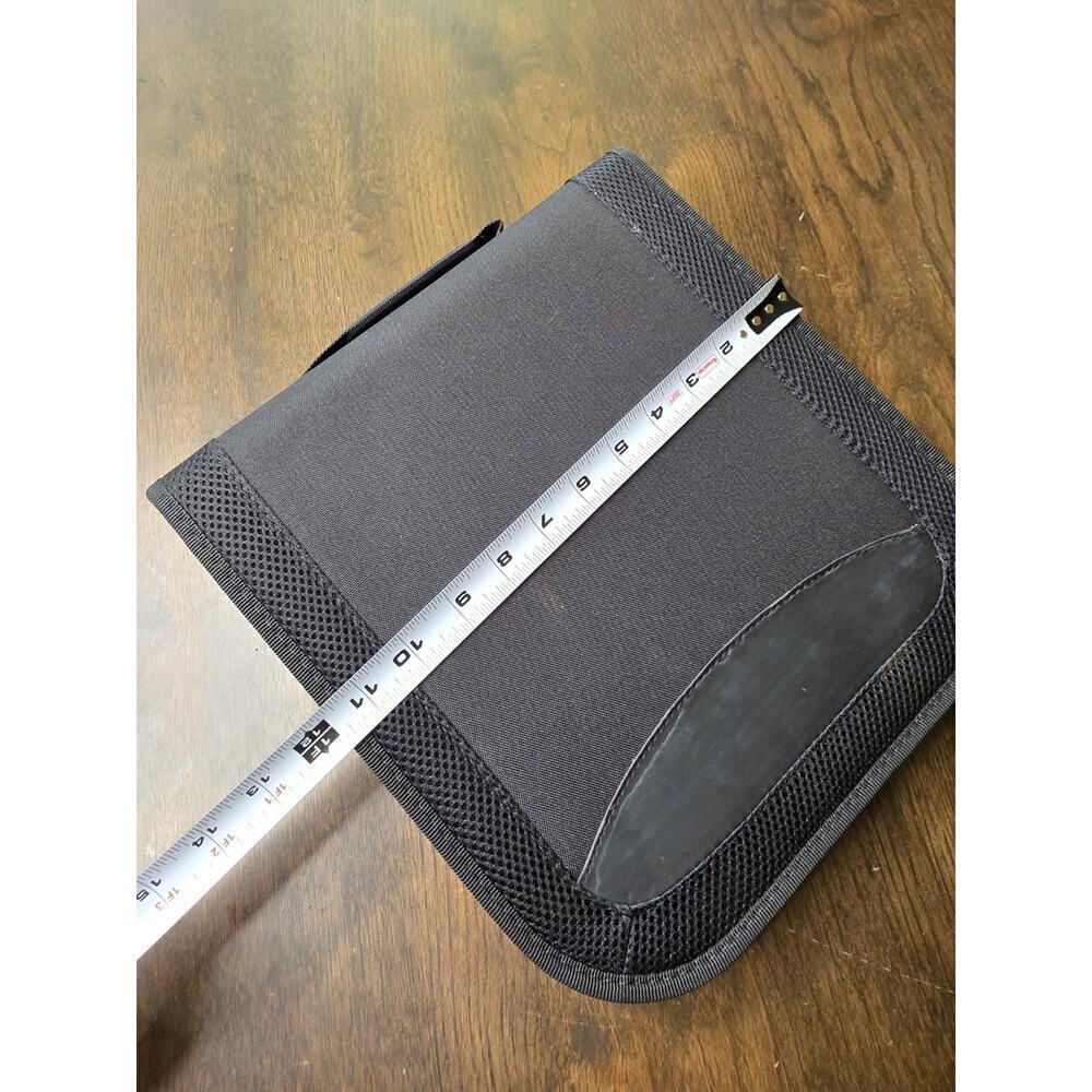 Vintage CD/DVD Nylon carrying case holder with strap-holds 32 CD's - Picture 14 of 16